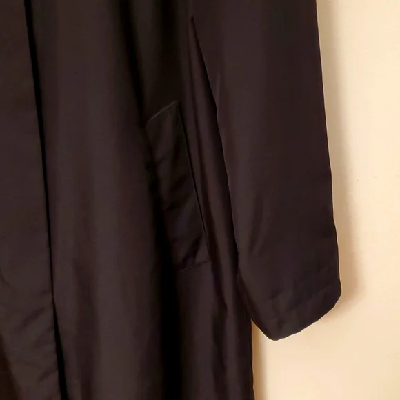City DKNY black trench coat with hidden button closure - Picture 3 of 8